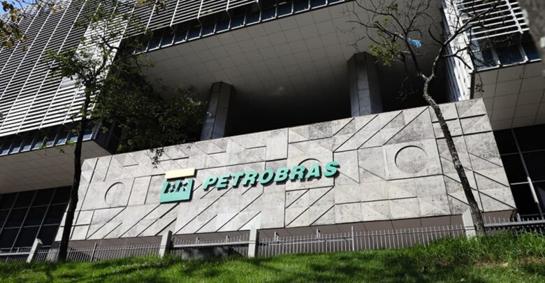 STF: Maioria anula ação trabalhista bilionária contra a Petrobras – Migalhas